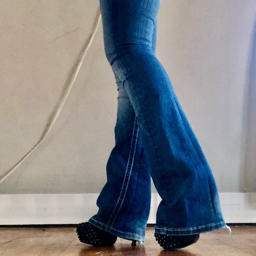 Miss Me Bootcut Jeans - Picture 3 of 11